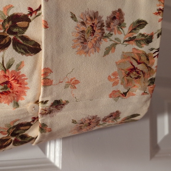 Tuckernuck Romantic Floral Full Length Florence Pants - Picture 7 of 13